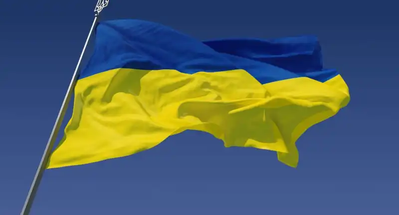 eService rusza z akcją „Płacę i Pomagam”