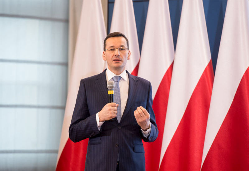 Premier Morawiecki: Musimy bronić Polski przed hakerami