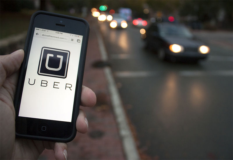 SoftBank przejmuje prawie 20% udziałów w Uberze