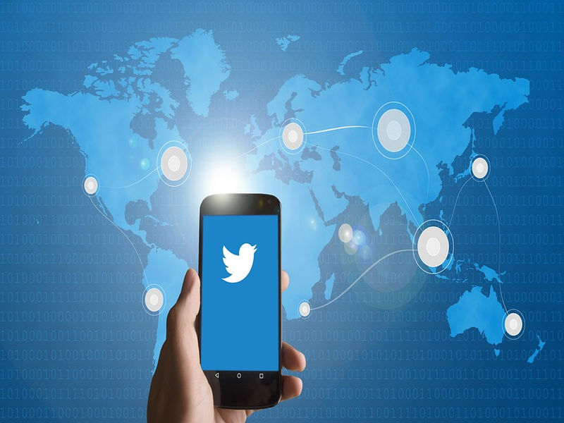 Roboty przejmują Twittera. 48 mln kont to automaty