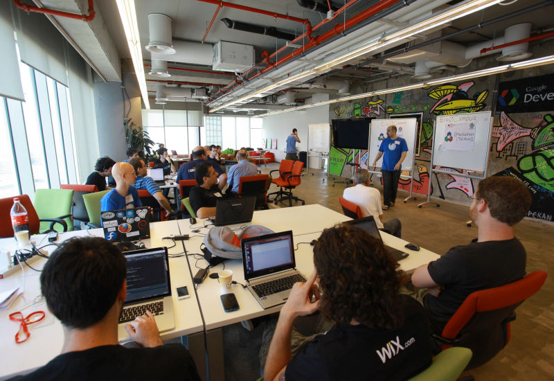 28 startupów przechodzi do drugiego etapu trzeciej edycji BNP Paribas International Hackathon