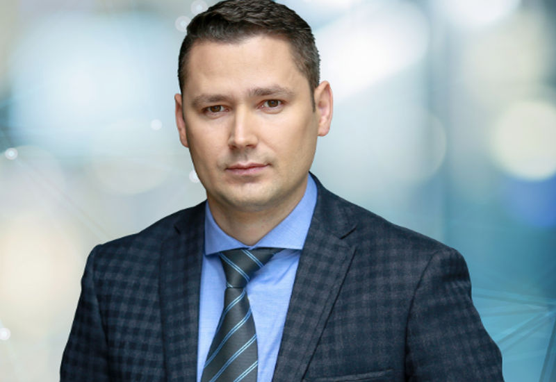 Łukasz Domański, Happy Miles – Wynajem samochodów to przyszłość
