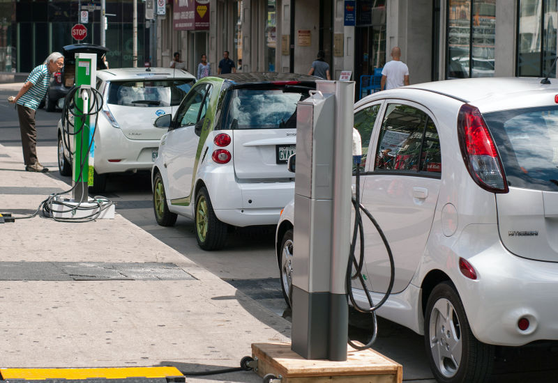 Szkocja stawia na silniki elektryczne