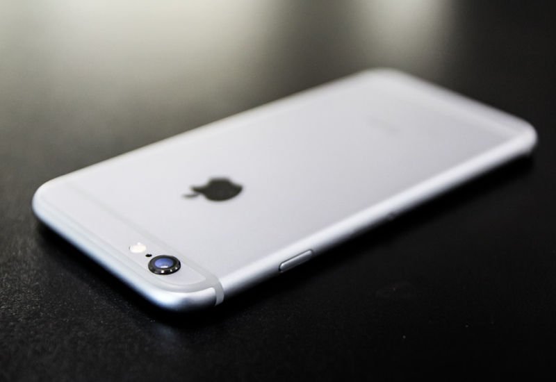 Apple zakazuje takich praktyk. Kryptowaluty w tle