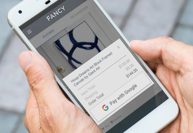 Google startuje z nową usługą. Internetowe płatności jednym kliknięciem dzięki Pay with Google