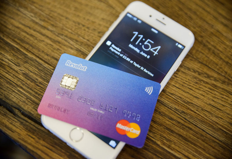 Revolut wprowadza polską obsługę klienta i lokalne numery kont