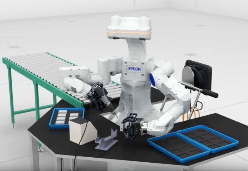 Robot o „ludzkich dłoniach” zrewolucjonizuje produkcję elektroniki?