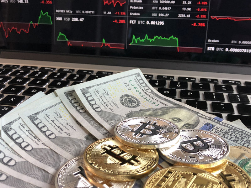 Rząd przyjął projekt ustawy o przeciwdziałaniu praniu pieniędzy. Co to oznacza dla kryptowalut?