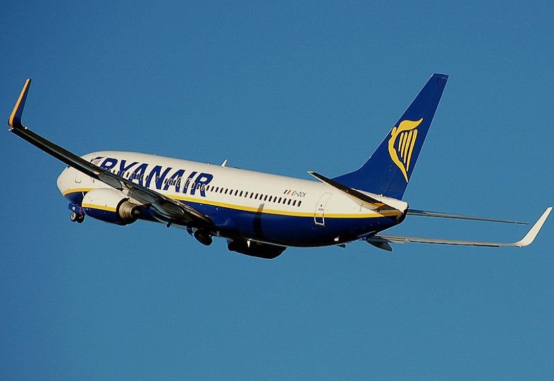 Za bilety lotnicze linii Ryanair zapłacisz kartami Diners Club