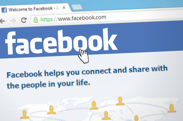 Blokada treści na Facebooku. Jest porozumienie z Ministerstwem Cyfryzacji