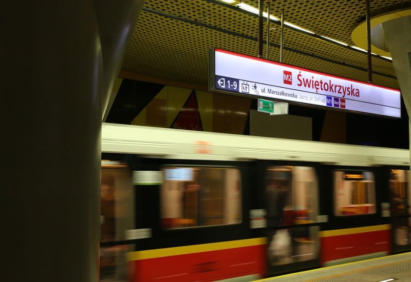 Bilet w smartfonie. Warszawa wprowadzi nowy system płatności