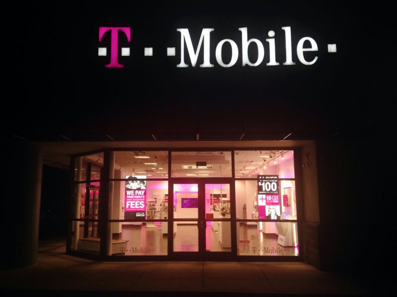 Stabilne przychody T-Mobile, ale darmowy roaming odbił się na wynikach