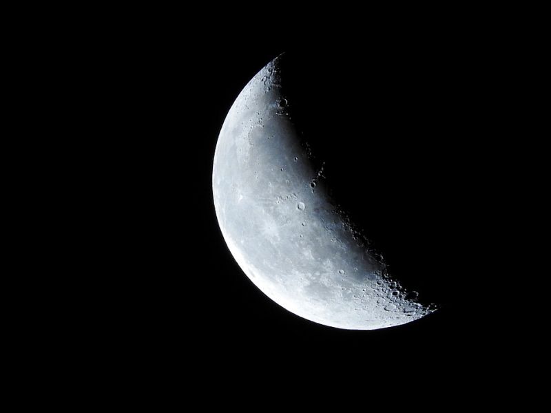Elon Musk przekłada lot na Księżyc. Kolejne problemy SpaceX