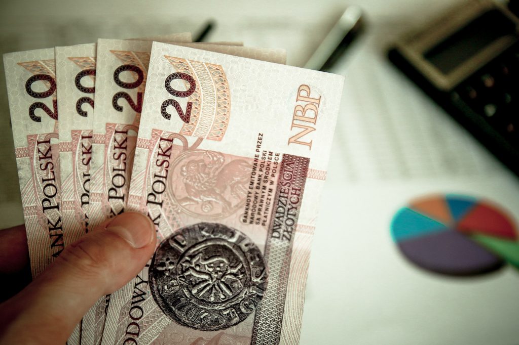 Kto zyska, a kto straci na split payment?