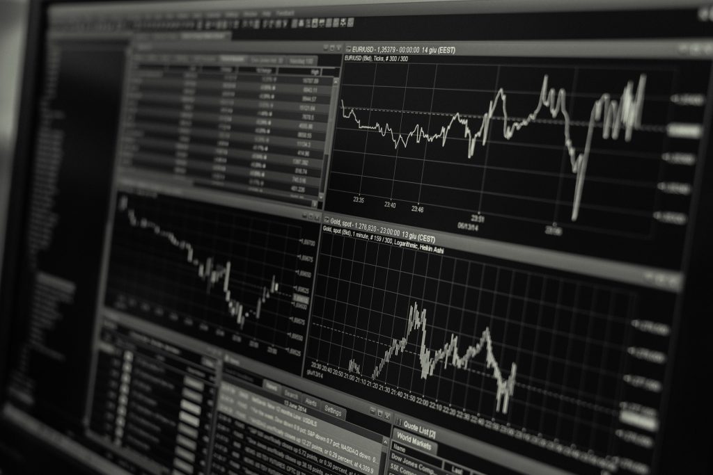 Kolejne rekordy inwestycji w sektor fintech. Niestety, inwestorzy omijają Polskę
