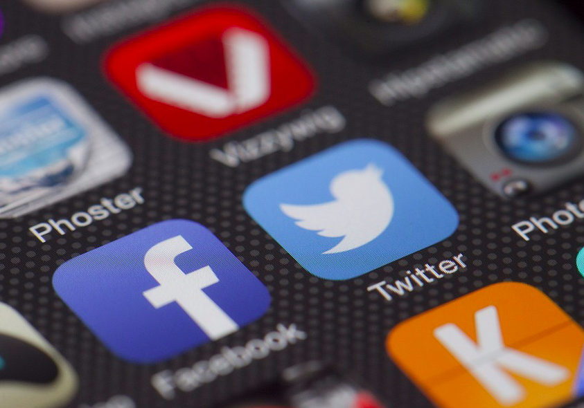 Fintech stał się popularnym tematem rozmów na Facebooku