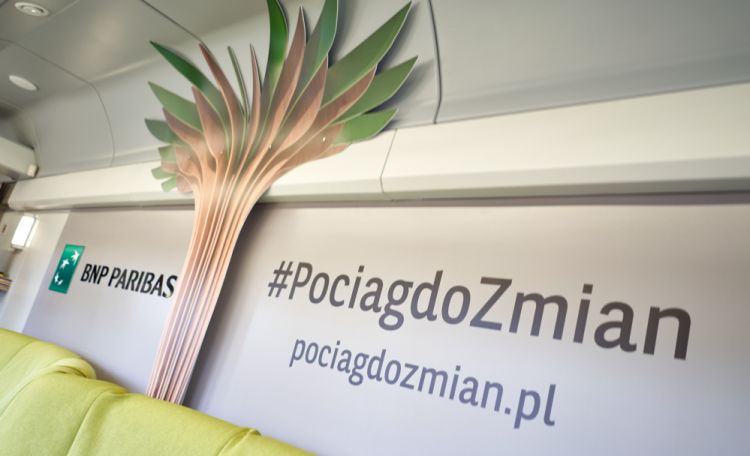 Poznaj ofertę banku w pociągu. Mobilny punkt BNP Paribas