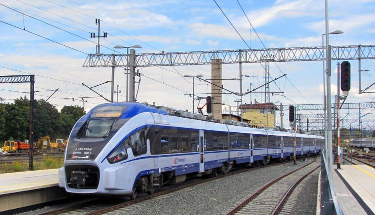 W aplikacji mPay kupisz bilety PKP Intercity