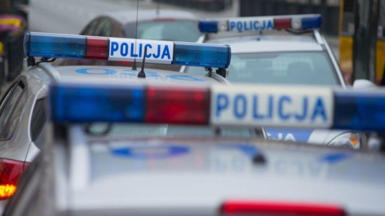 Policjanci zatrzymali trzech mężczyzn, którzy płacili fałszywymi banknotami