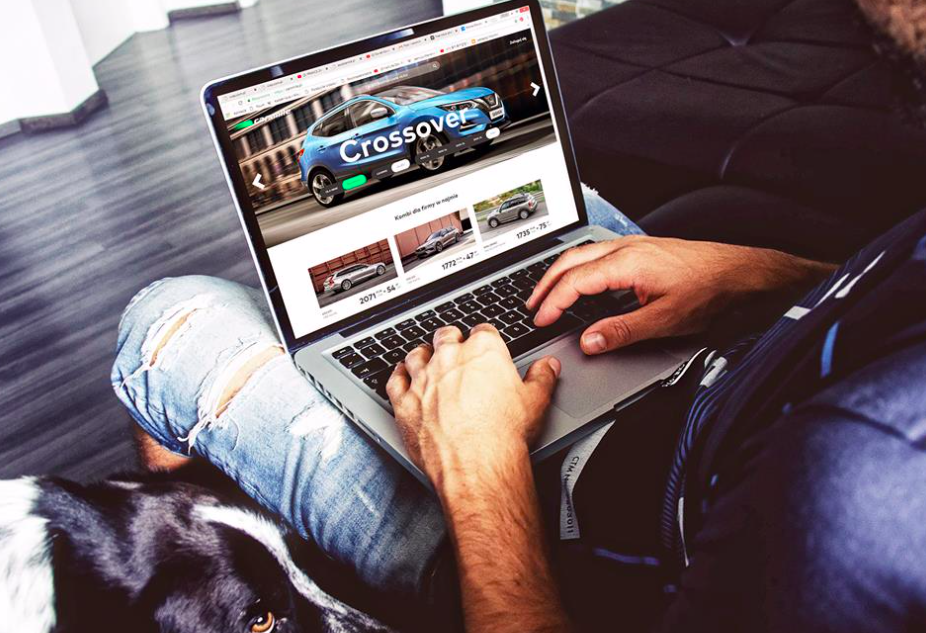Carsmile z grupy OLX otworzyl pierwszy e-salon z elektrykami na abonament