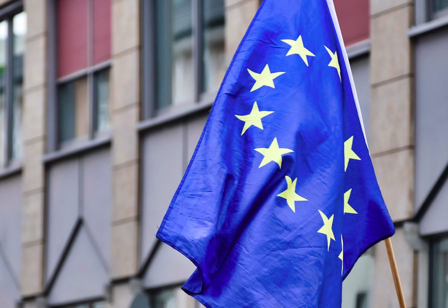 150 mln zł środków UE na innowacyjne projekty od PARP