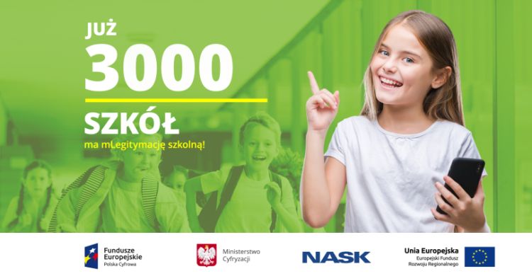 Szkoły coraz bardziej cyfrowe. Już 3 tysiące placówek udostępnia mLegitymacje
