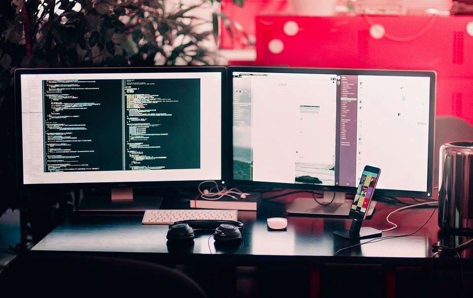 Dzień Bezpiecznego Internetu. Pilnuj danych logowania do banku jak szczoteczki do zębów
