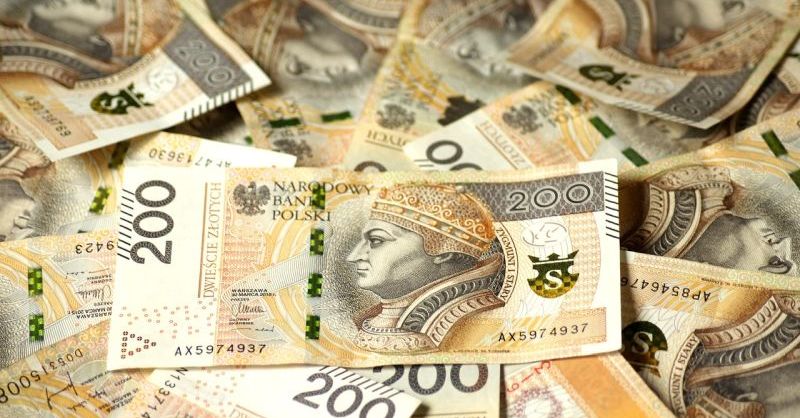 Będzie więcej czasu na złożenie PIT. Ministerstwo Finansów wydłuża termin