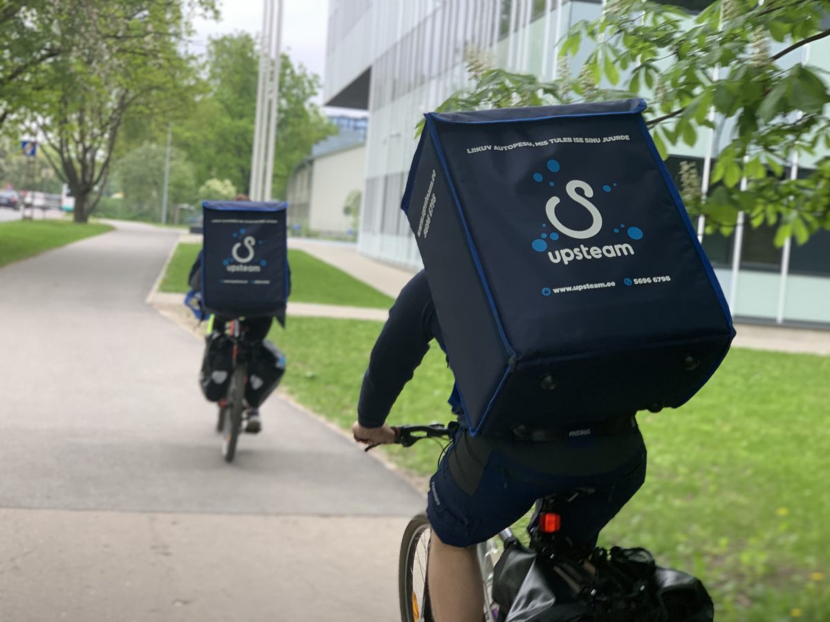 Startup UpSteam uruchomił mobilną myjnię – przyjadą i umyją auto