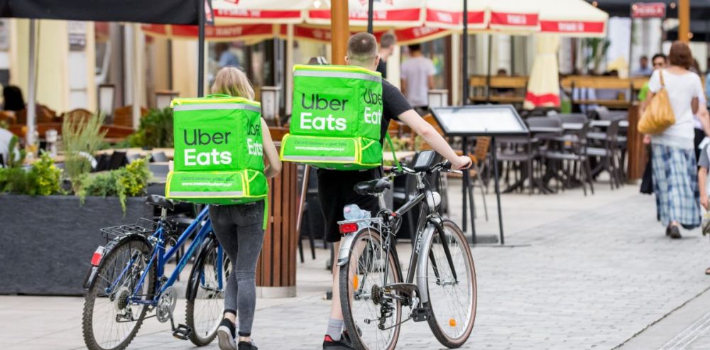 Uber Eats dostarczy zakupy z Żabki
