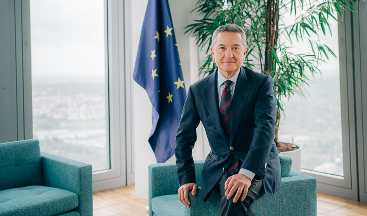 Europejski Bank Centralny ostrzega przed stablecoinami i Librą