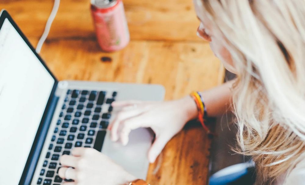 Najlepsze usługi księgowości online dla firm. Przegląd najbardziej opłacalnych rozwiązań 