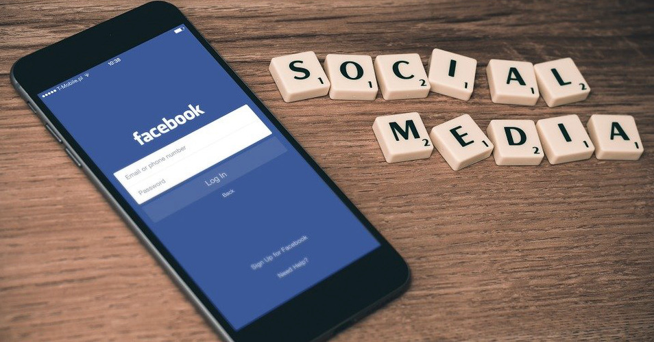 Rzecznik Finansowy ostrzega przed wyciekiem danych z Facebooka