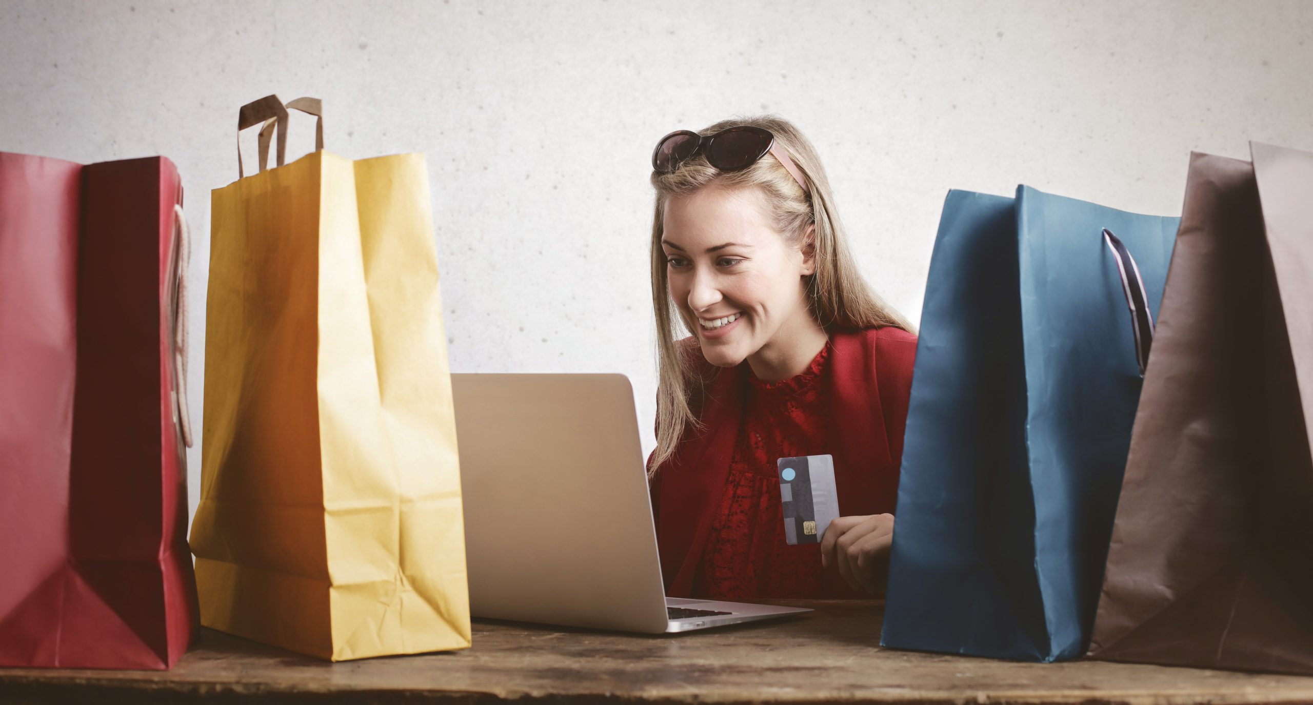 Prawie trzy czwarte Polakow kupuje na platformach typu marketplace