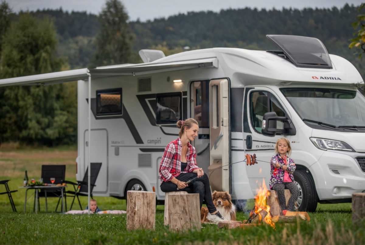 Campiri wchodzi do Polski. To Airbnb z kamperami