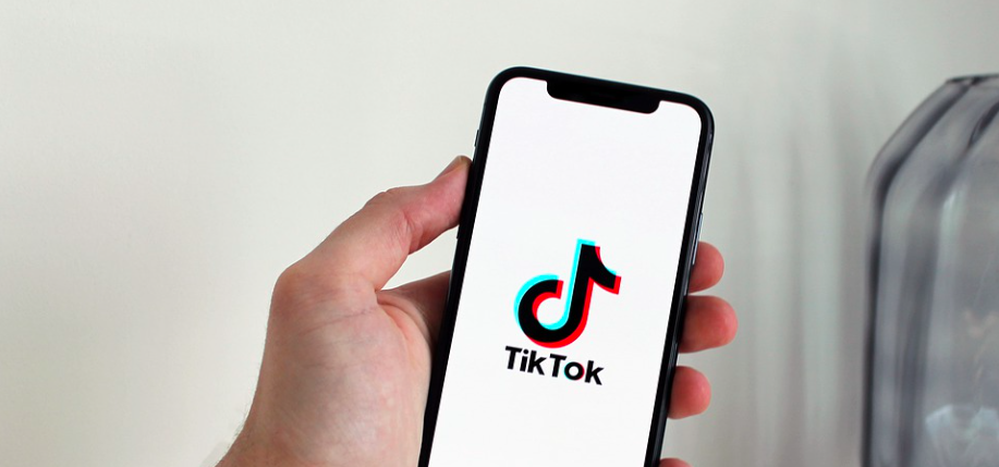 TikTok uruchamia swój sklep internetowy w kolejnych krajach Europy