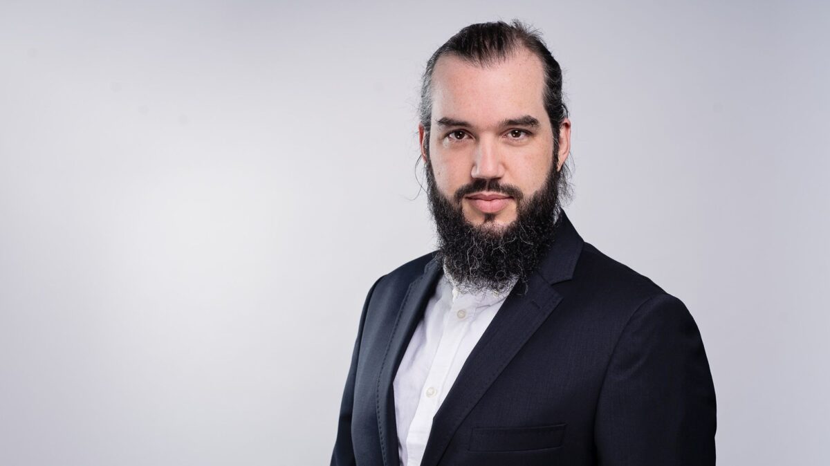 Rośnie zainteresowanie wymianą walut. Rubel w zawieszeniu