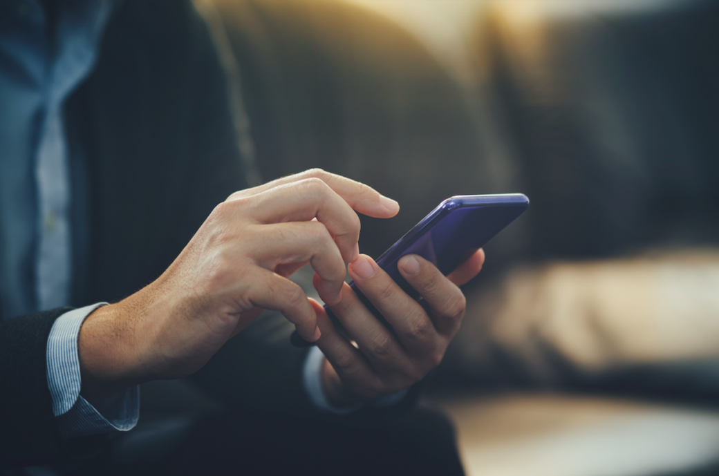 Oszuści znowu podszywają się pod PGE. Uwaga na SMS-y o zaległości za prąd 