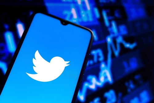Wyciekły dane z niemal 5,5 mln kont. Haker żąda od Twittera 30 tys. dolarów