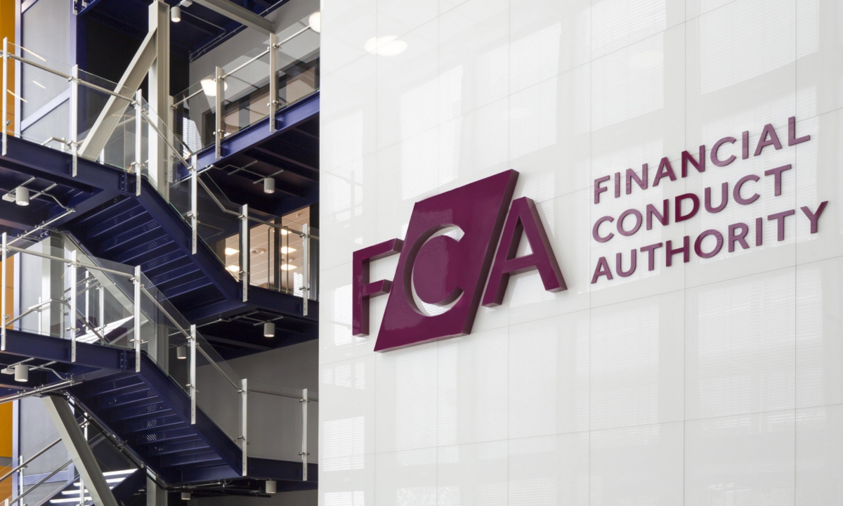 FCA bierze na celownik brytyjskie fintechy. Grozi zamknięciem prawie 300 spółek