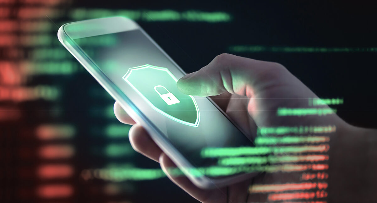 Cyberbezpieczeństwo pod lupą. Jak walczyć z fraudami i oszustami? [Wywiad]