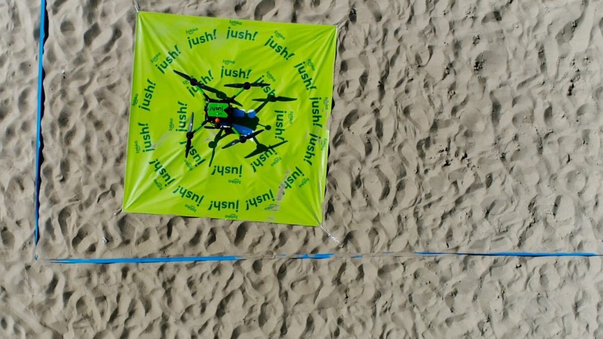 Żabka Jush z pierwszą dostawą dronem na polskim rynku q-commerce