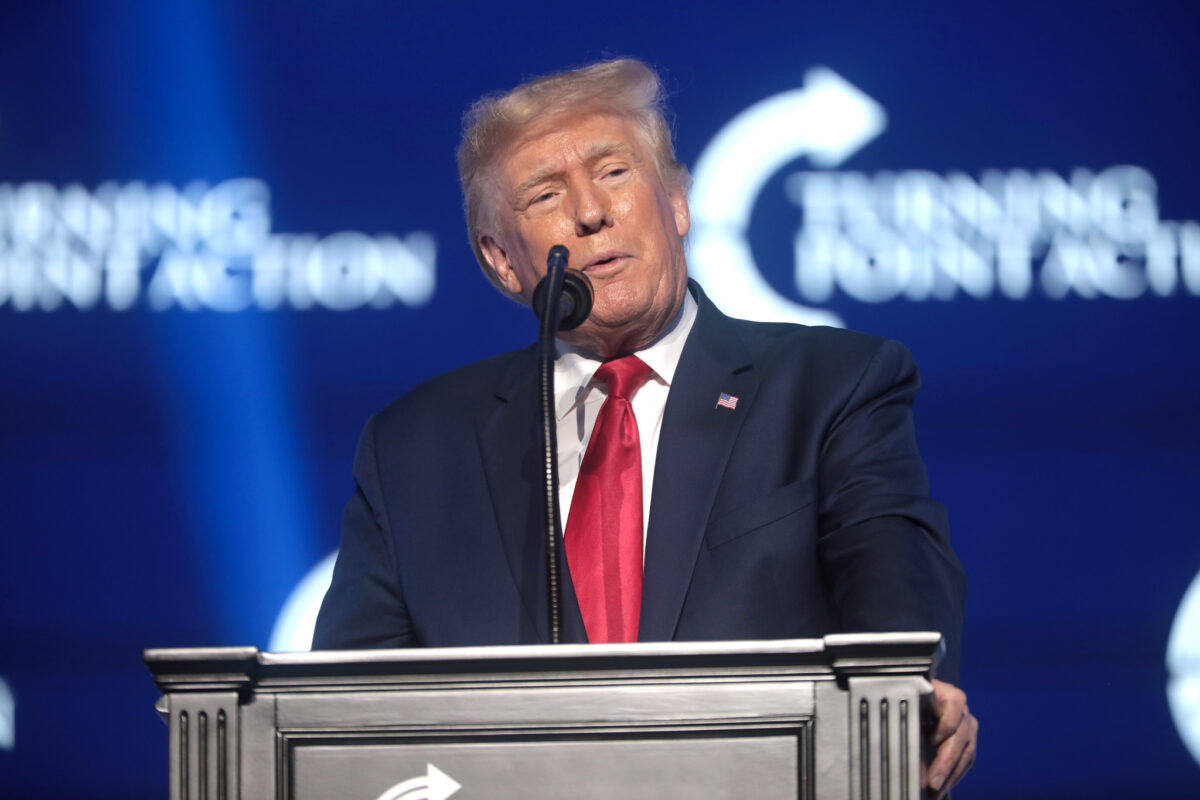 Kryptowaluty priorytetem narodowym? Nowy pomysł Donalda Trumpa