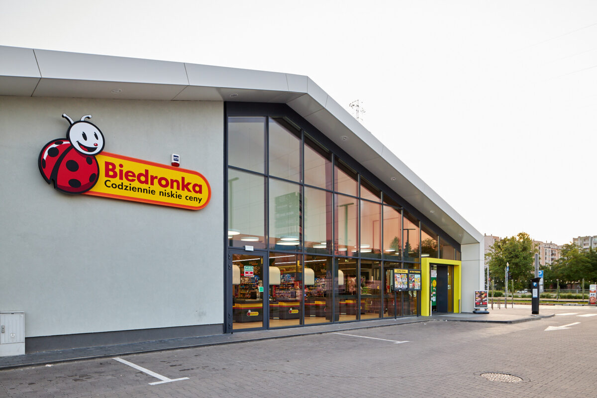 Polski startup Staffly wdraża testy rekrutacyjne w Biedronce