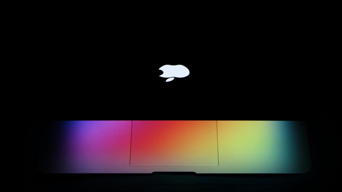 Użytkownicy Apple Pay mogą już korzystać z odroczonych płatności od Klarny