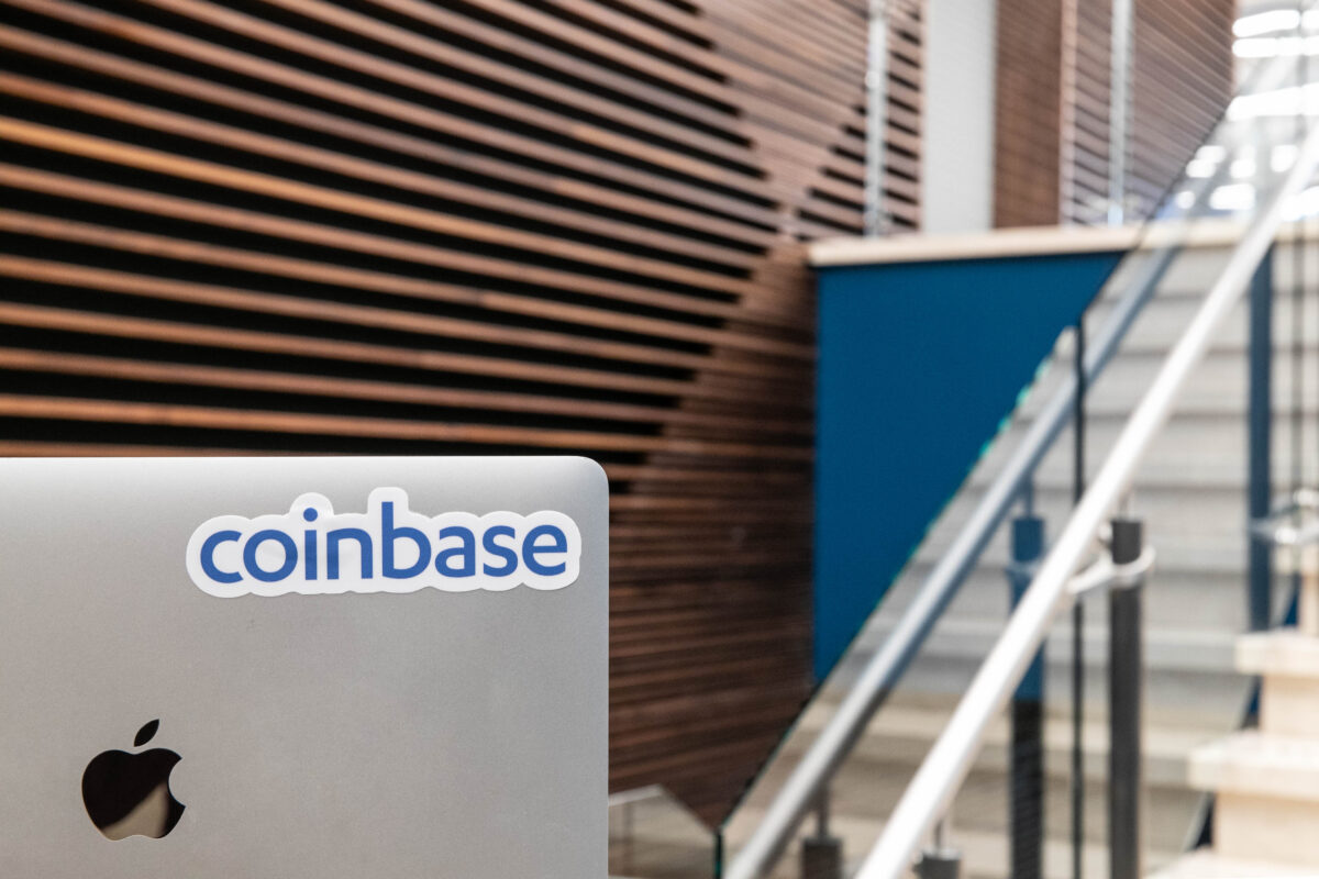 Coinbase wydał 50 mln dolarów na walkę z SEC. Firma twierdzi, że odniosła zwycięstwo