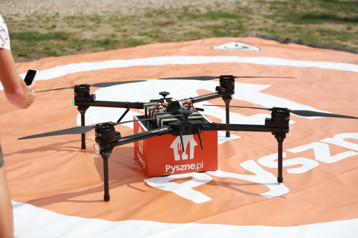 Pyszne.pl uruchomiło dostawy jedzenia dronami