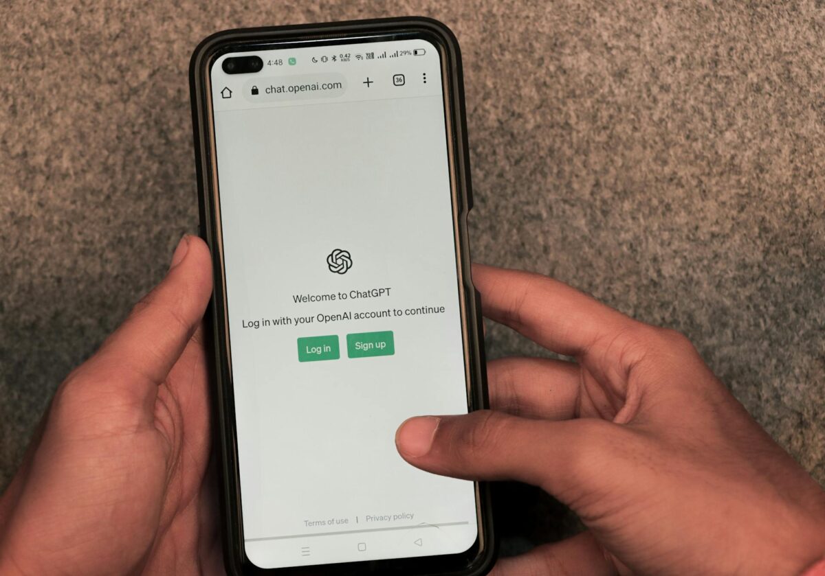OpenAI pozyskuje 6,6 mld USD. Firma osiąga rekordową wycenę 157 mld dolarów
