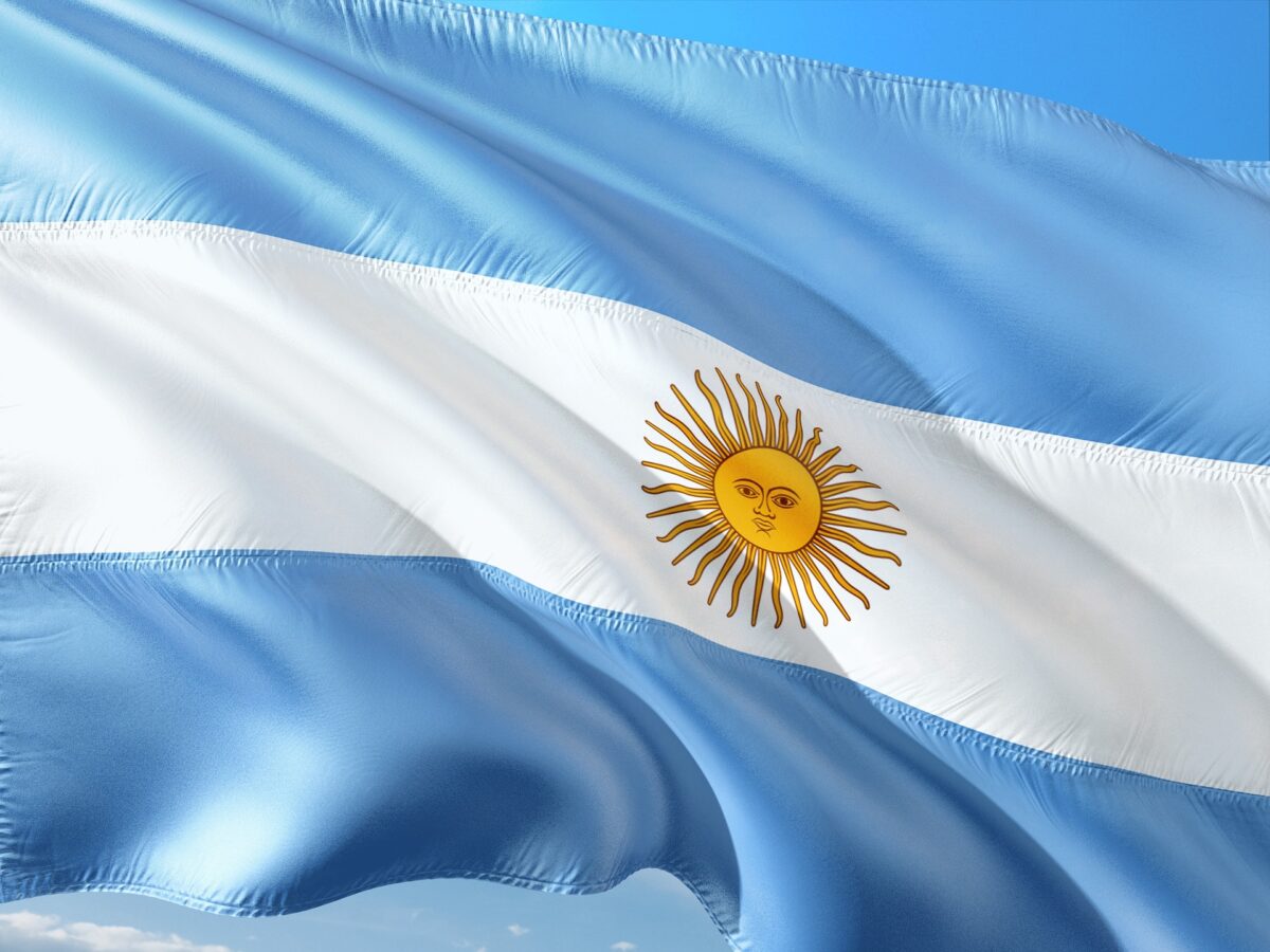 Revolut przejmuje argentyński bank Cetelem. Ekspansja w Ameryce Łacińskiej nabiera tempa